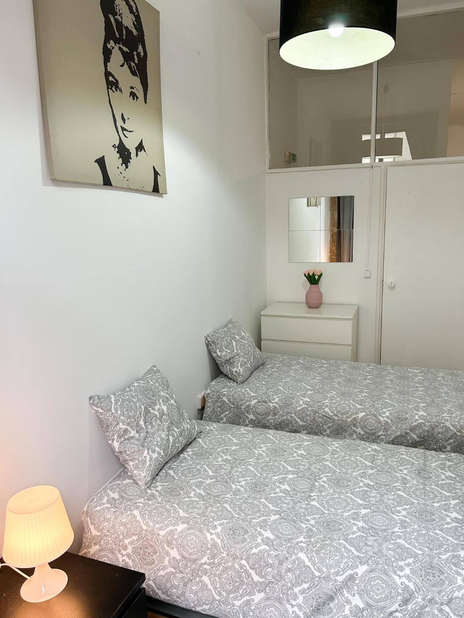 Flat - Downtown Apartment *